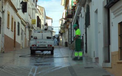 Nuevo repaso del plan de desinfección a las calles y plazas más concurridas del municipio