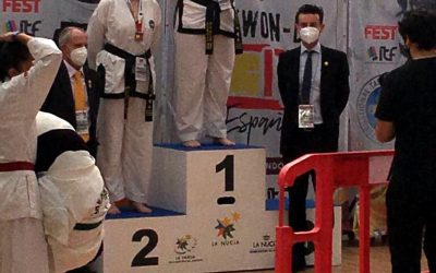 La taekwondista sanroqueña Jessica Antequera logra la medalla de oro en el Campeonato de España