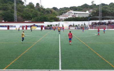 Reparto de puntos sin goles en el derbi entre CD Guadiaro y CD San Bernardo (0-0)