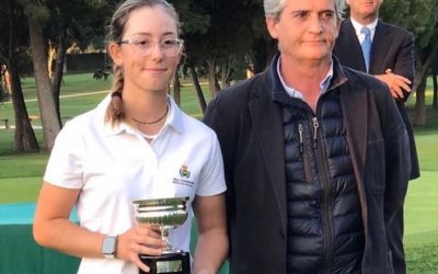 Mar García, de La Cañada, gana el Campeonato de Sevilla 2022 de golf en categoría femenina