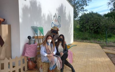 La Escuela Infantil Villa Carmela se convierte en una granja con motivo del carnaval