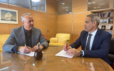 El alcalde demanda al Gobierno de España arena para las playas de Torreguadiaro y Sotogrande