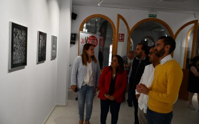 Inaugurada la exposición de fotografía “Ausencia”, de Íñigo Diarte, en el Espacio Joven