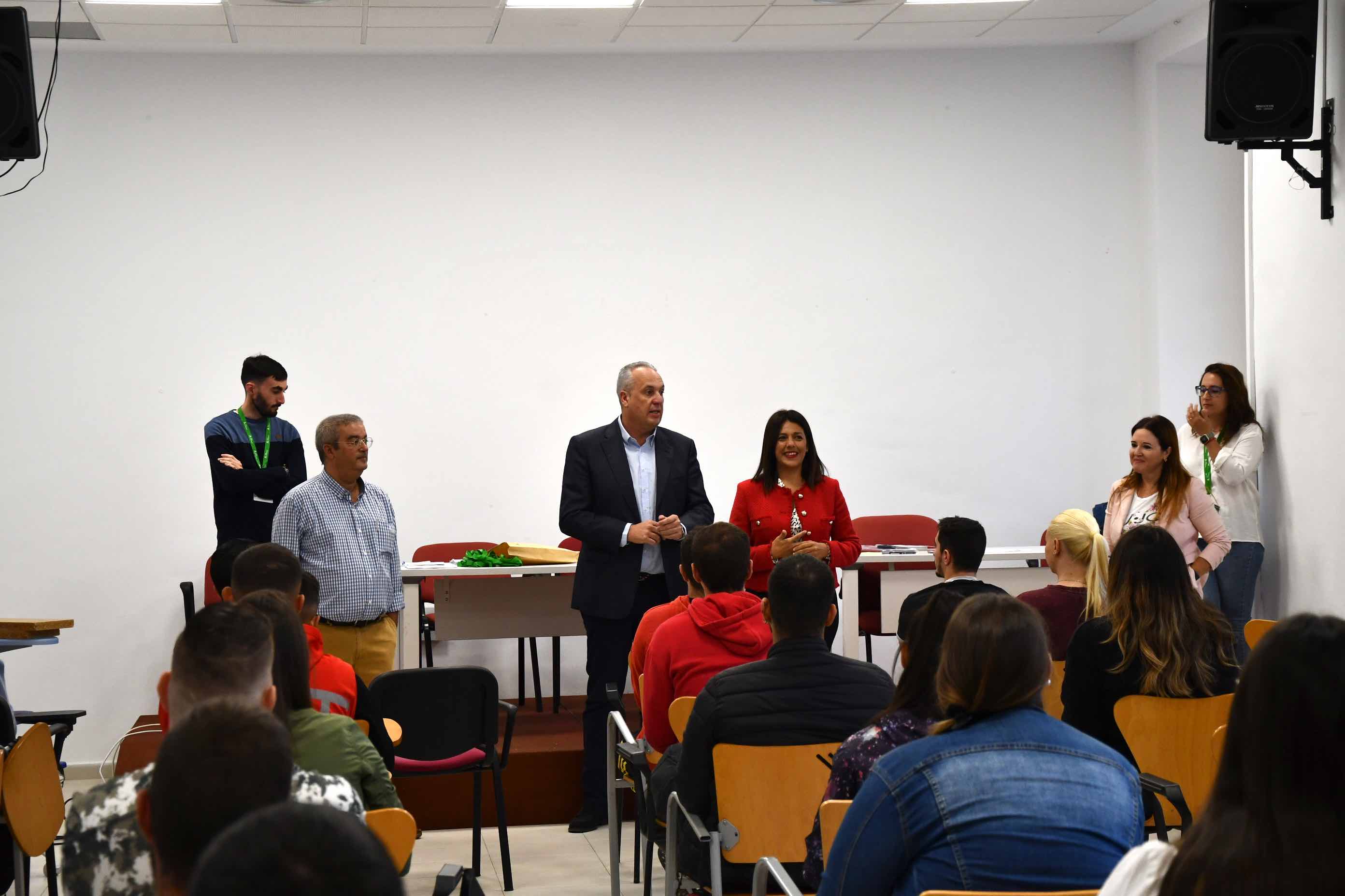 a los 47 jóvenes contratados el Ayuntamiento través del plan de empleo “Joven Ahora” Multimedia San Roque