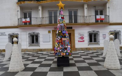 Ramos felicita a los colectivos que se han sumado para decorar la Navidad