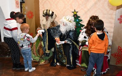 Celebrada la recepción de los Reyes Magos en Guadarranque, la primera del municipio