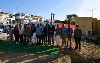 Primera piedra para construir diez viviendas públicas en Guadiaro