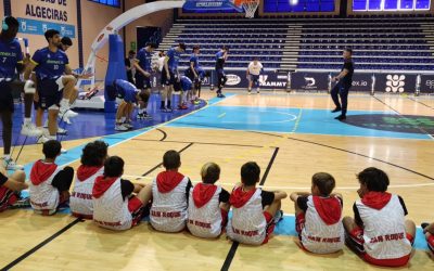 El Minibasket del Centurias de San Roque visitó al “gigante” Damex Udea Baloncesto