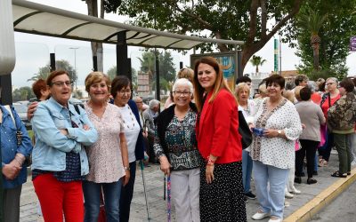 Un total de 160 usuarios de los Talleres de Memoria visitan el Orquidario de Estepona