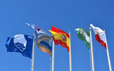 Torreguadiaro recupera la Bandera Azul, que se suma a Alcaidesa y Cala Sardina