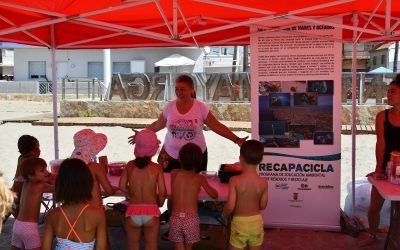 “Recapacicla” enseña a los pequeños a respetar el medio ambiente en las playas