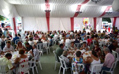 Los Mayores de la Estación reciben un merecido homenaje con su Cena de Feria