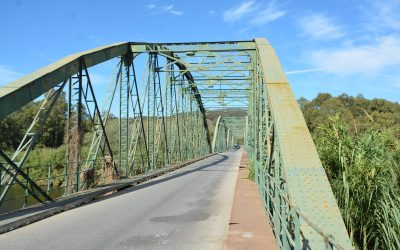 El alcalde reclama a la Junta que arregle el Puente de Hierro tras un año sin poder pasar autobuses