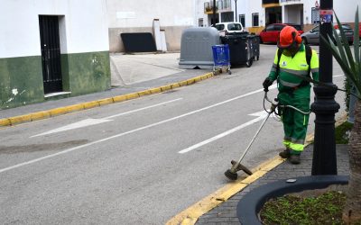 Realizada una limpieza especial en las calles de Puente Mayorga