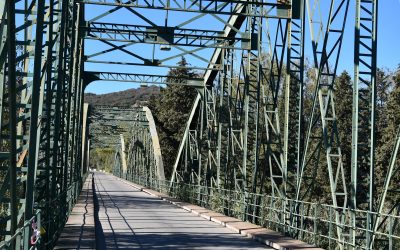 Ruiz Boix reclama a la Junta que arregle el Puente de Hierro