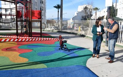 Actuaciones de revisión en el parque infantil de Simón Susarte