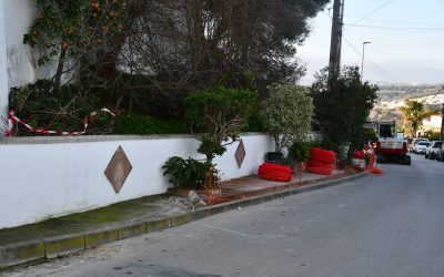 Obras para mejorar el alumbrado público de la calle Cañada Real, en San Enrique