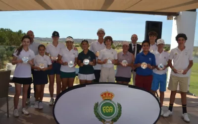Los golfistas Sofía Gamilla y Martín Cervera, campeones en Huelva