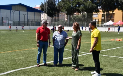 Una treintena de niños y niñas disfrutan del I Campus de Fútbol “Zona de la Bahía”