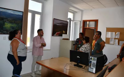 Alumnos de «Conect@Doc San Roque» comienzan su trabajo en departamentos municipales