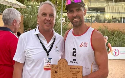 Herrera y Gavira, con la presencia del alcalde, de nuevo campeones de España de voley playa
