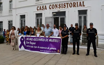 Minuto de silencio por dos mujeres asesinadas por violencia machista en septiembre