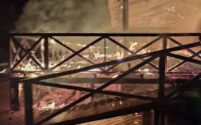 Un incendio devora el restaurante Cancha II