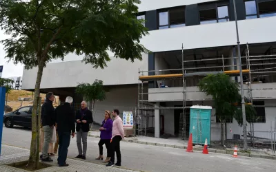 Visita a las obras de la futura residencia de mayores de San Roque Ciudad