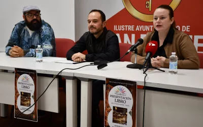 Juan Carlos Corredoira del Manzano presenta su primer libro