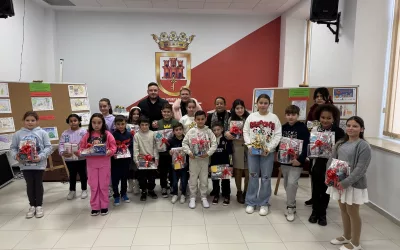 Entregados los premios del concurso de Postales de Navidad de la Universidad Popular