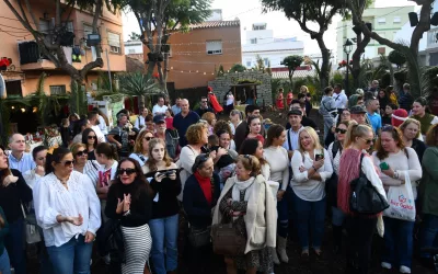 Magnífico ambiente en la inauguración del VI Belén Viviente de Puente Mayorga