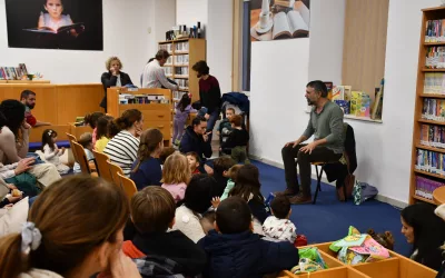 La Navidad llega a la Biblioteca de San Roque gracias a los cuentacuentos