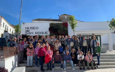 Un grupo de 60 turistas extremeños realizan una visita turística