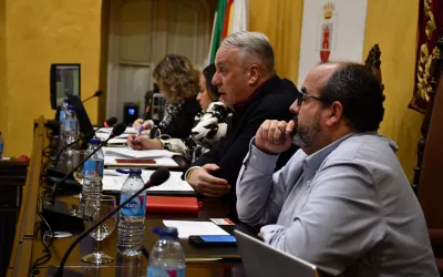 El alcalde destaca del Pleno el contrato con Valoriza y el aumento del gasto social del personal municipal