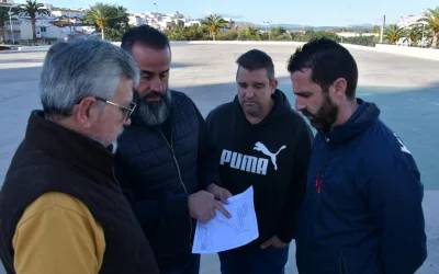 Unas obras obligan a cambiar la ubicación de los puestos del mercadillo de los domingos
