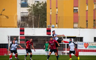 La UD Roteña se impone por 3 a 0 a un esforzado CD Guadiaro