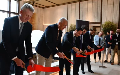 El alcalde, en la inauguración del Hotel Fairmont La Hacienda