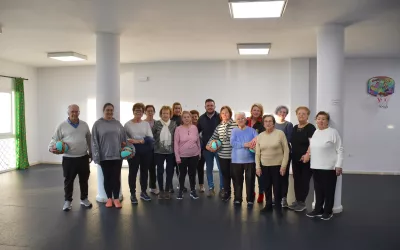 Continúa en Guadiaro, San Enrique y Torreguadiaro las visitas a talleres de la UP