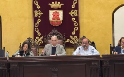 El alcalde valora del pleno de marzo la construcción de viviendas