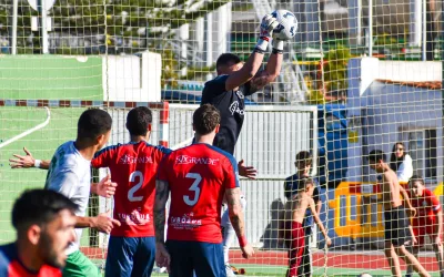 El Taraguilla gana el segundo derbi contra el Guadiaro, por la mínima y en el descuento (1-0)