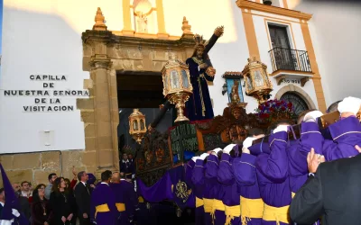 Jueves Santo, salida de Nazareno y Dolores en San Roque
