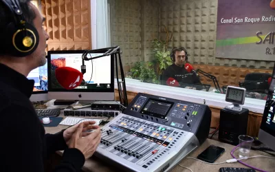 Valdivia anuncia en la radio el traslado de la Oficina de Turismo a la Plaza de Andalucía