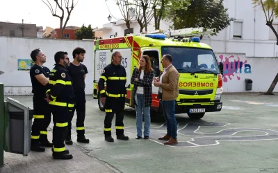 Continúan las visitas de Bomberos a los colegios, esta vez en el CEIP Taraguilla