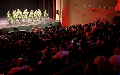 Lleno en el Galiardo para disfrutar de Los Cuervos, de Martínez Ares
