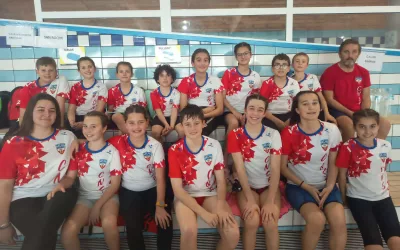 Club Natación San Roque destaca en el XIII Trofeo Ciudad de Sanlúcar con un bronce y mejoras de marcas
