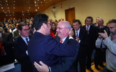 El alcalde felicita al nuevo presidente de los empresarios gaditanos