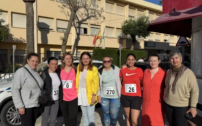 La I Carrera por la Familia del CEIP Sagrado Corazón reúne a unos 300 participantes