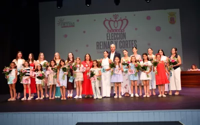María García y Lara Álvarez, elegidas reinas Juvenil e Infantil de la Feria Real 2025