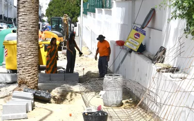 Visita a las obras de acerado en la calle Federico García Lorca