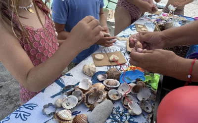 La actividad “Cuida tus playas” sigue concienciando a los pequeños que participan en ella